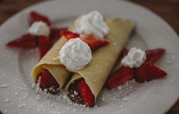Comment préparer des crêpes sans gluten légères et savoureuses?